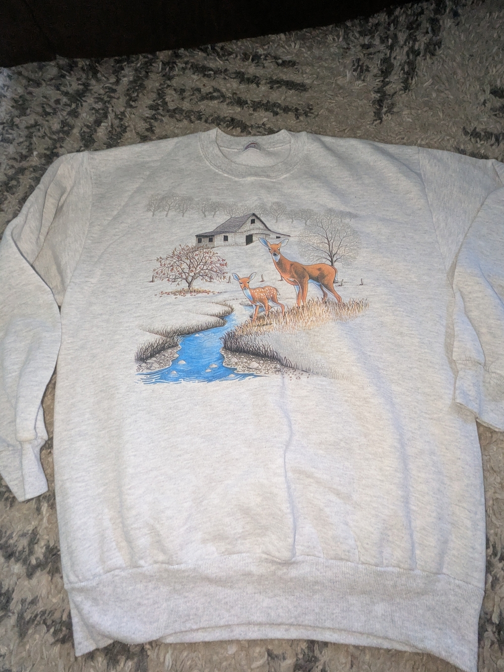 Jerzees Light Gray Crewneck Sweater with Deer and Stream Print